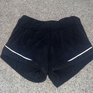 lululemon shorts size 2